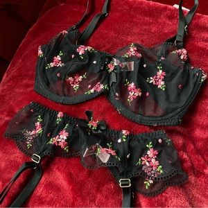 Beautiful Agent Provocateur ensemble of fine lingerie 💕